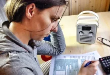 Millennials in Today’s Economic Environment are Stuck Between a Rock and A Hard Place Millennials in Todays Economic Environment